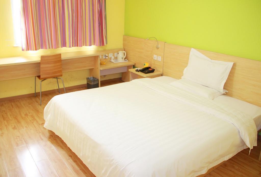 7Days Inn Dalian Gangwan Square Station Port 客房 照片